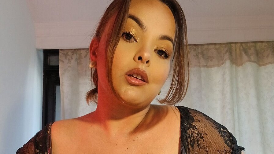 JuliannaDeVine